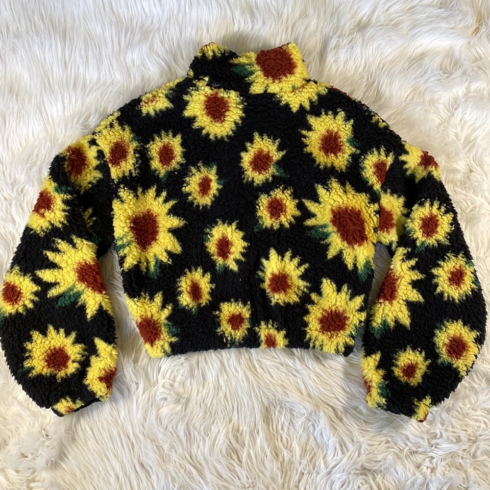 Shein • Sunflower Print Teddy Jacket - Picture 6 of 9